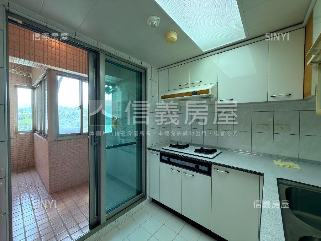 專任＊●水蓮舒適三房車位房屋室內格局與周邊環境