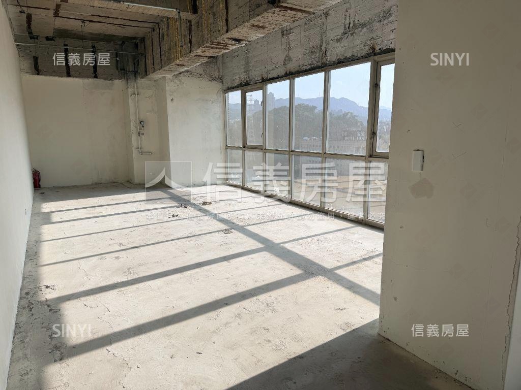 汐止經緯中心景觀廠辦房屋室內格局與周邊環境