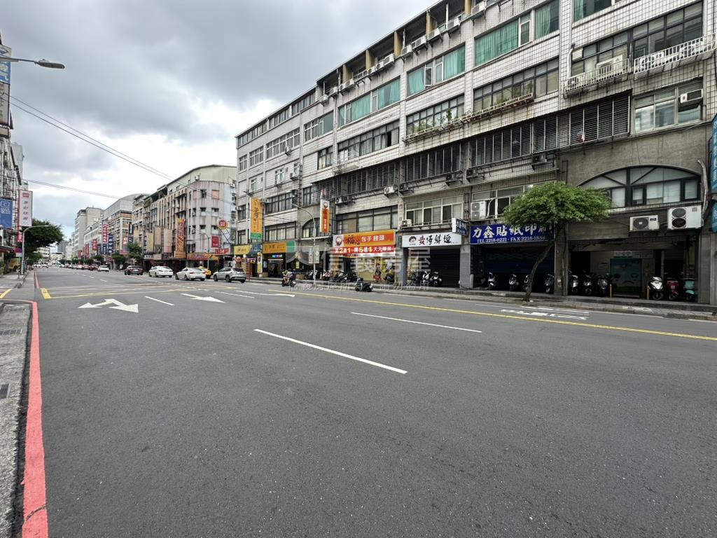 中正路黃金店面房屋室內格局與周邊環境