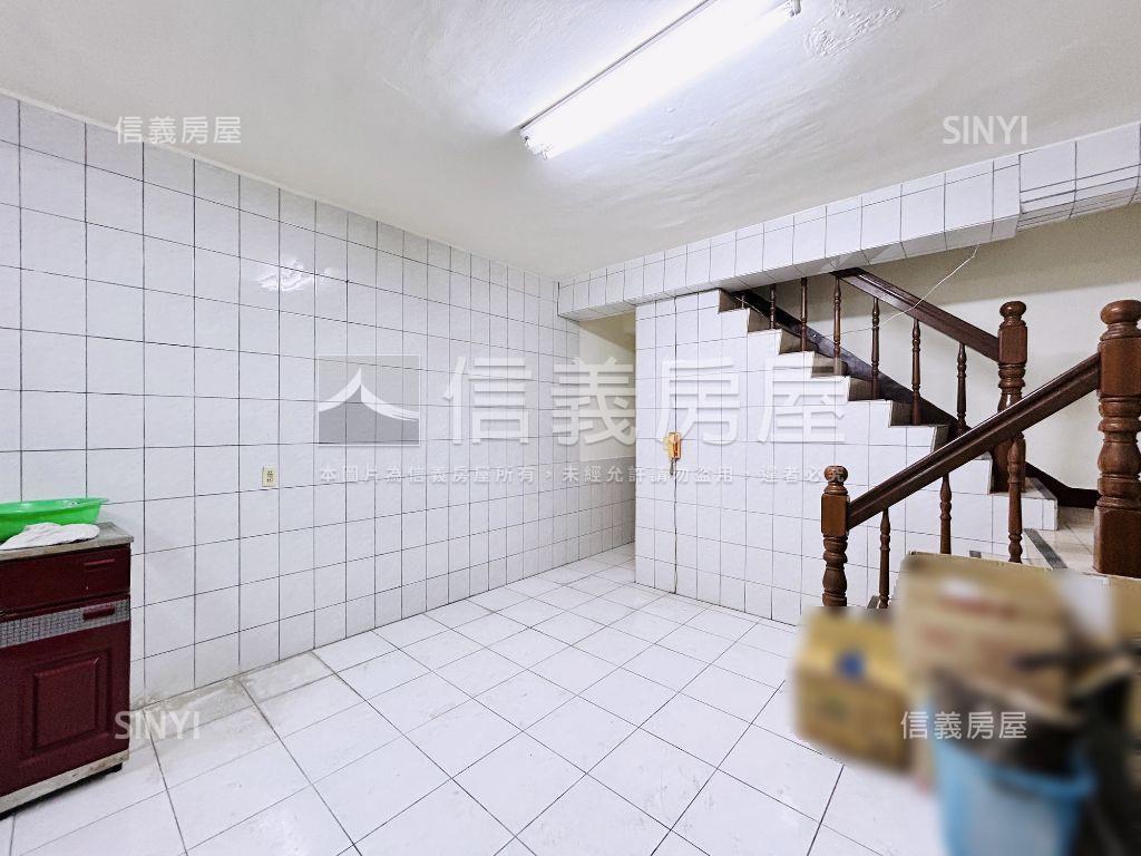振福路✦美透天房屋室內格局與周邊環境