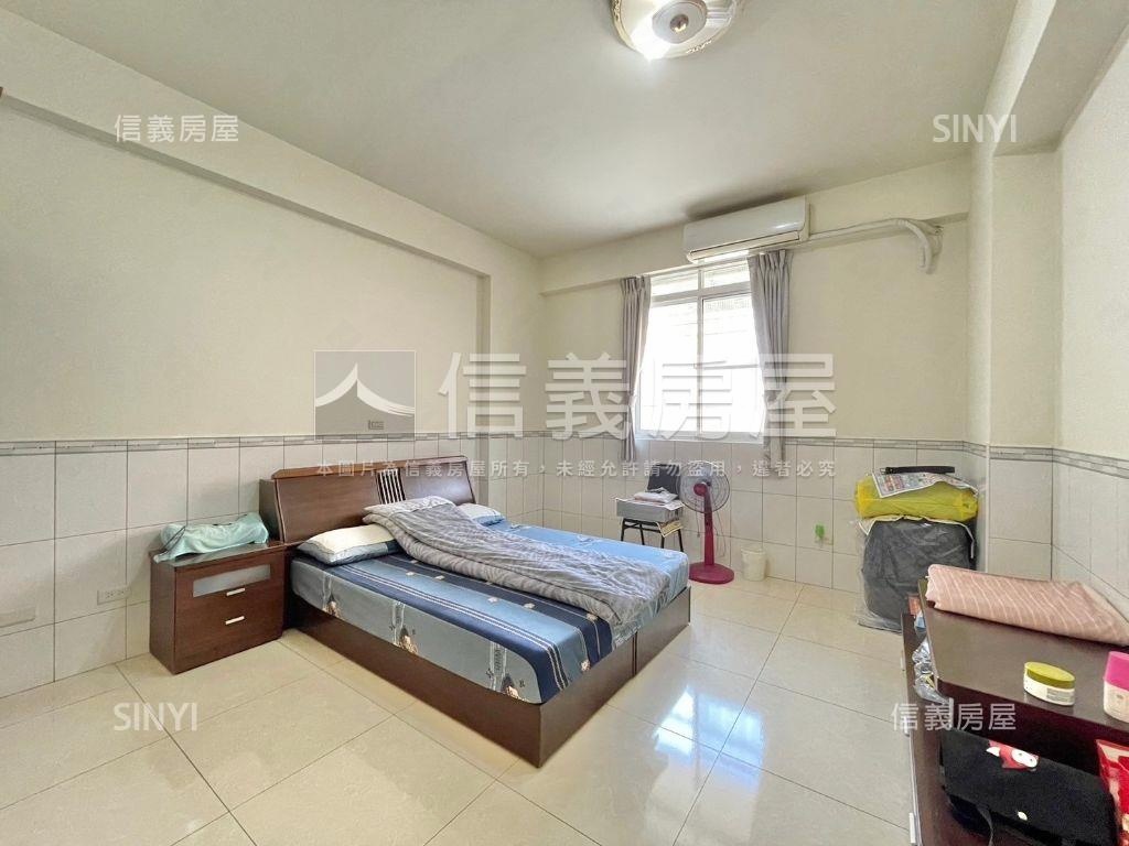 小港正路屋況優美採光透天房屋室內格局與周邊環境