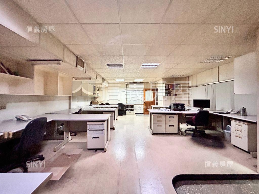 搶手正三龍街透廠房屋室內格局與周邊環境