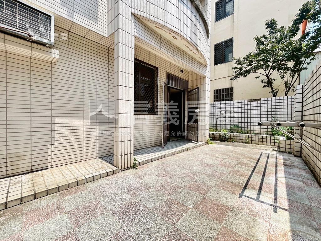 專任崇德角間孝親透天房屋室內格局與周邊環境