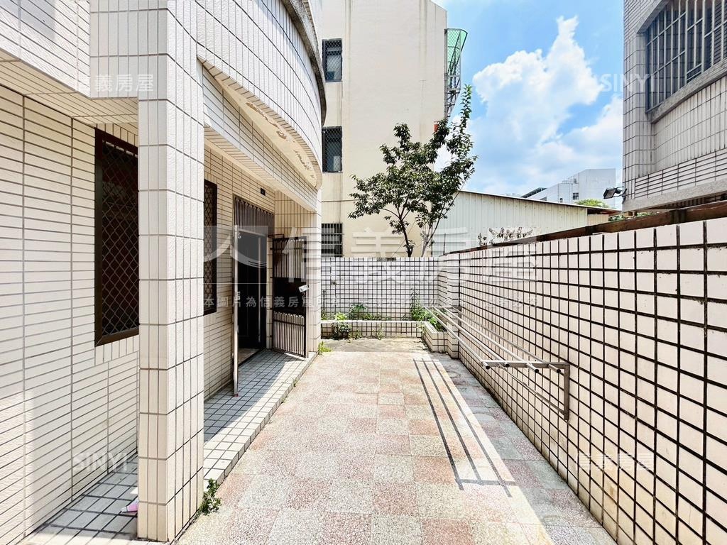 專任崇德角間孝親透天房屋室內格局與周邊環境