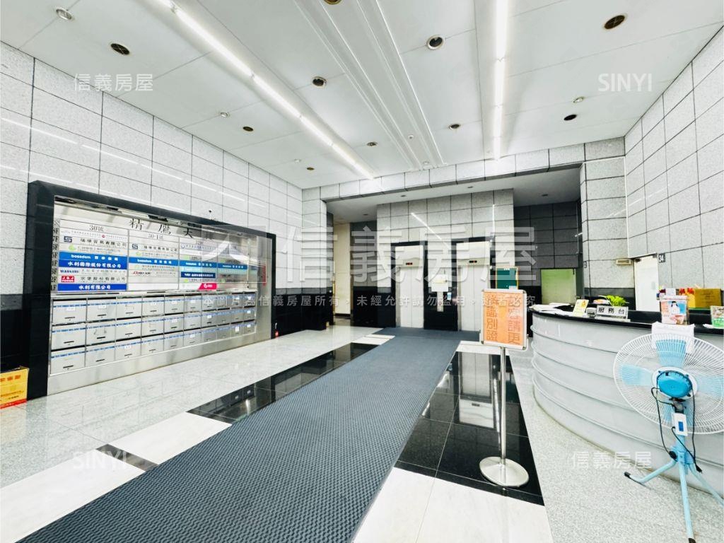 店長主推華固精鷹內科辦公房屋室內格局與周邊環境