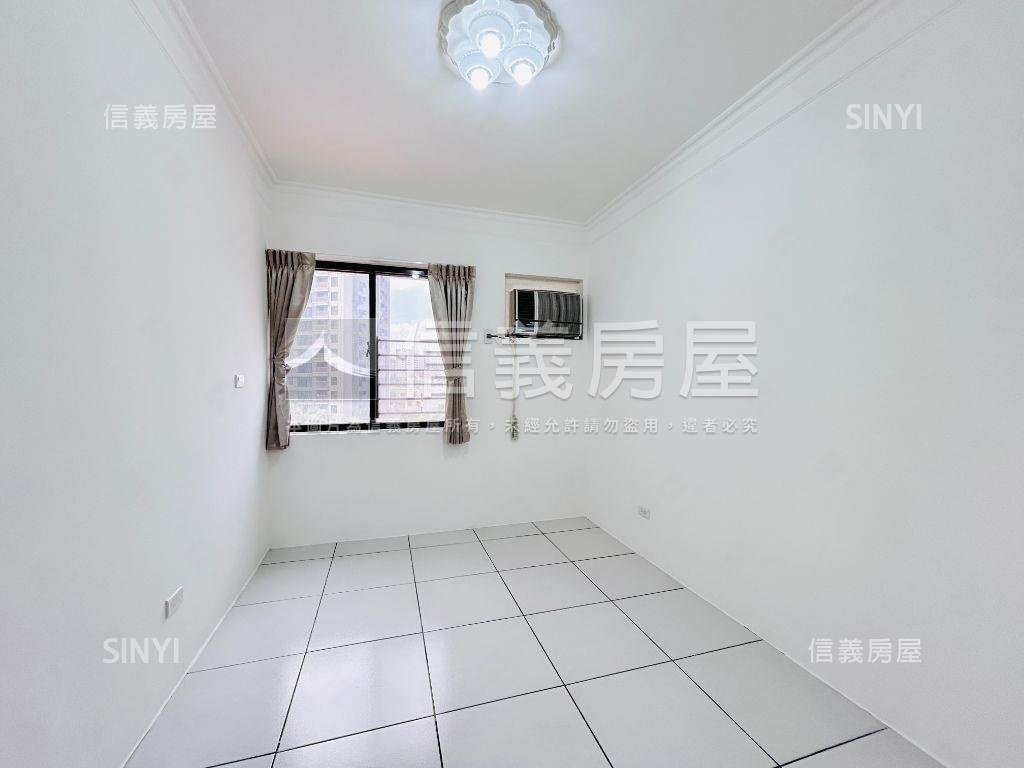尚林御園大四房車位房屋室內格局與周邊環境
