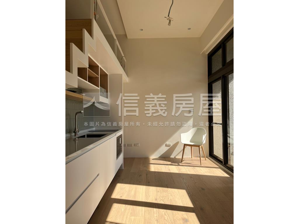 風雅京都質感裝潢圓夢宅房屋室內格局與周邊環境