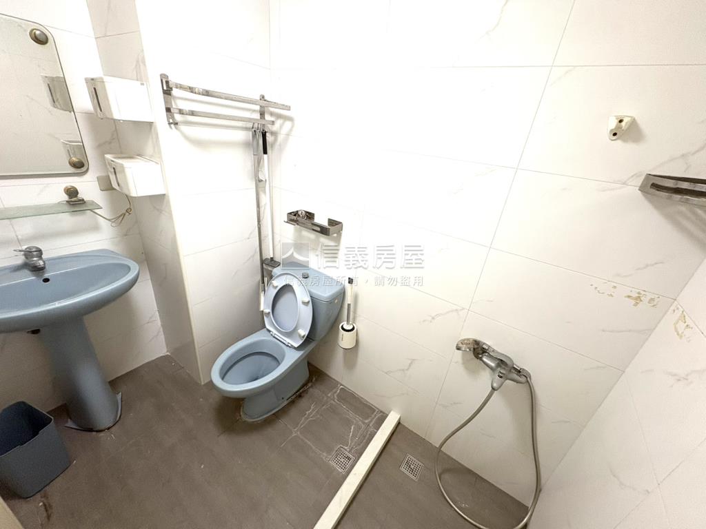 海牙高樓方正好屋房屋室內格局與周邊環境
