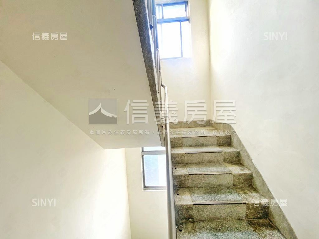 三面採光★方正三房美寓房屋室內格局與周邊環境