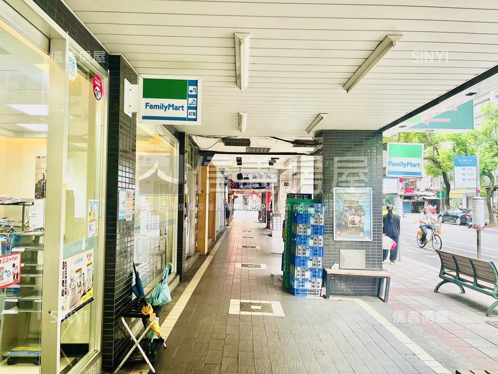 正莊敬路上全家金店房屋室內格局與周邊環境
