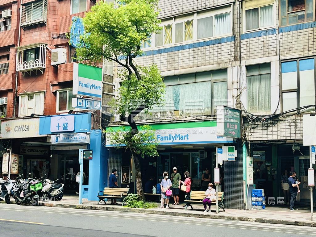 正莊敬路上全家金店房屋室內格局與周邊環境
