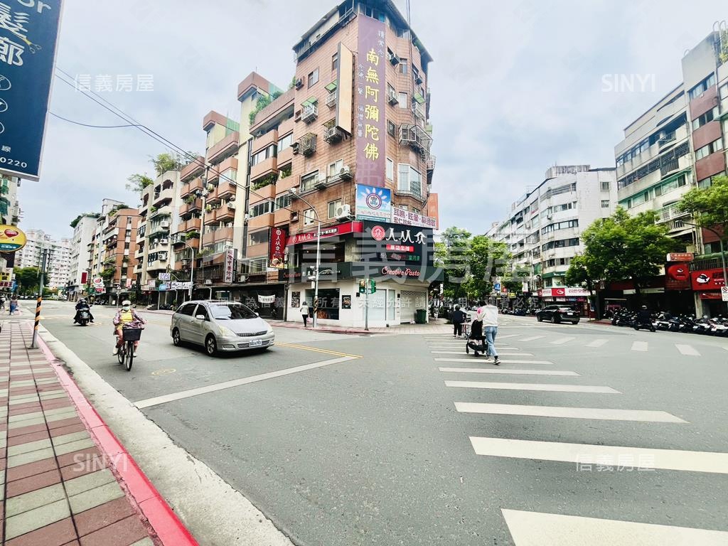 正莊敬路上全家金店房屋室內格局與周邊環境