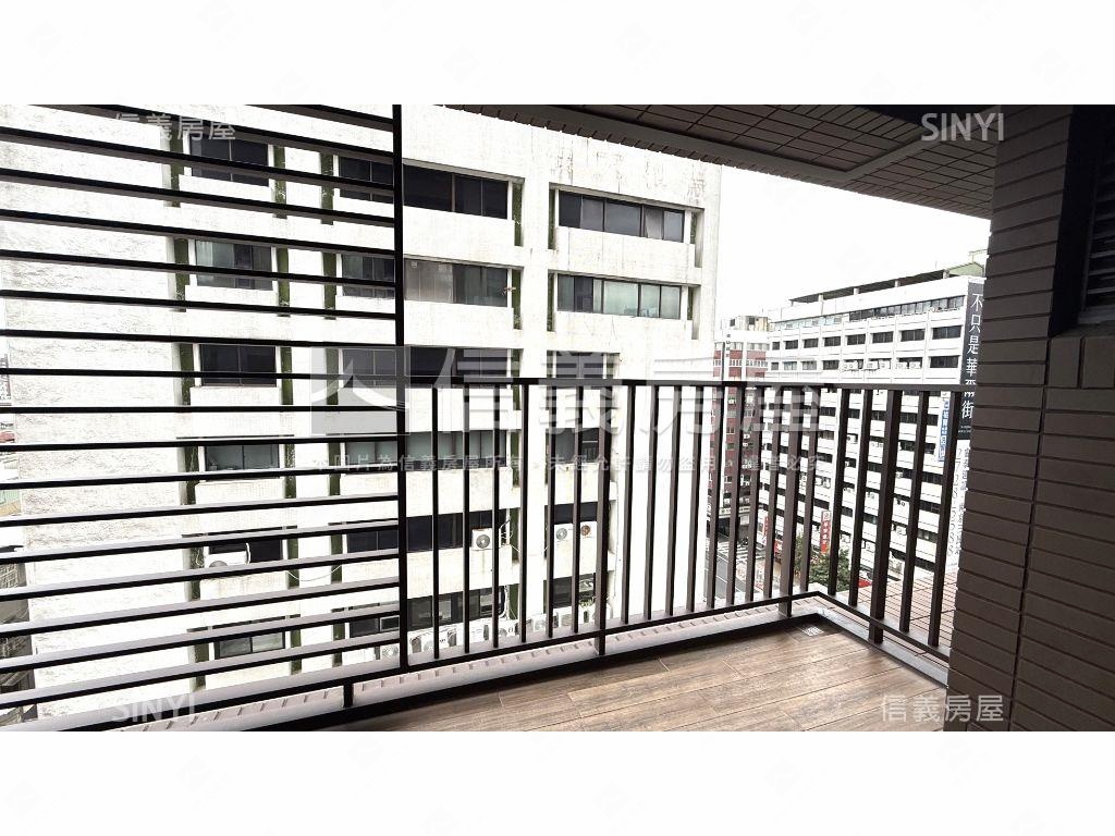 敦北南京美景高樓附車位房屋室內格局與周邊環境