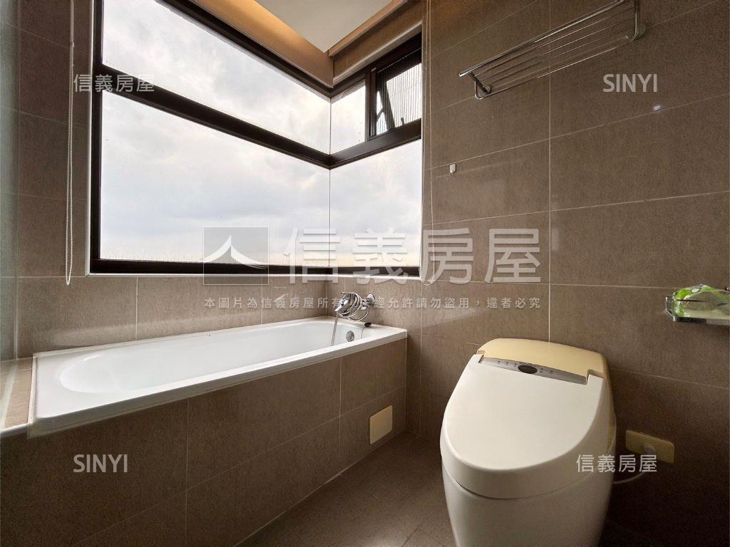 大河戀景觀視野綠地四房房屋室內格局與周邊環境