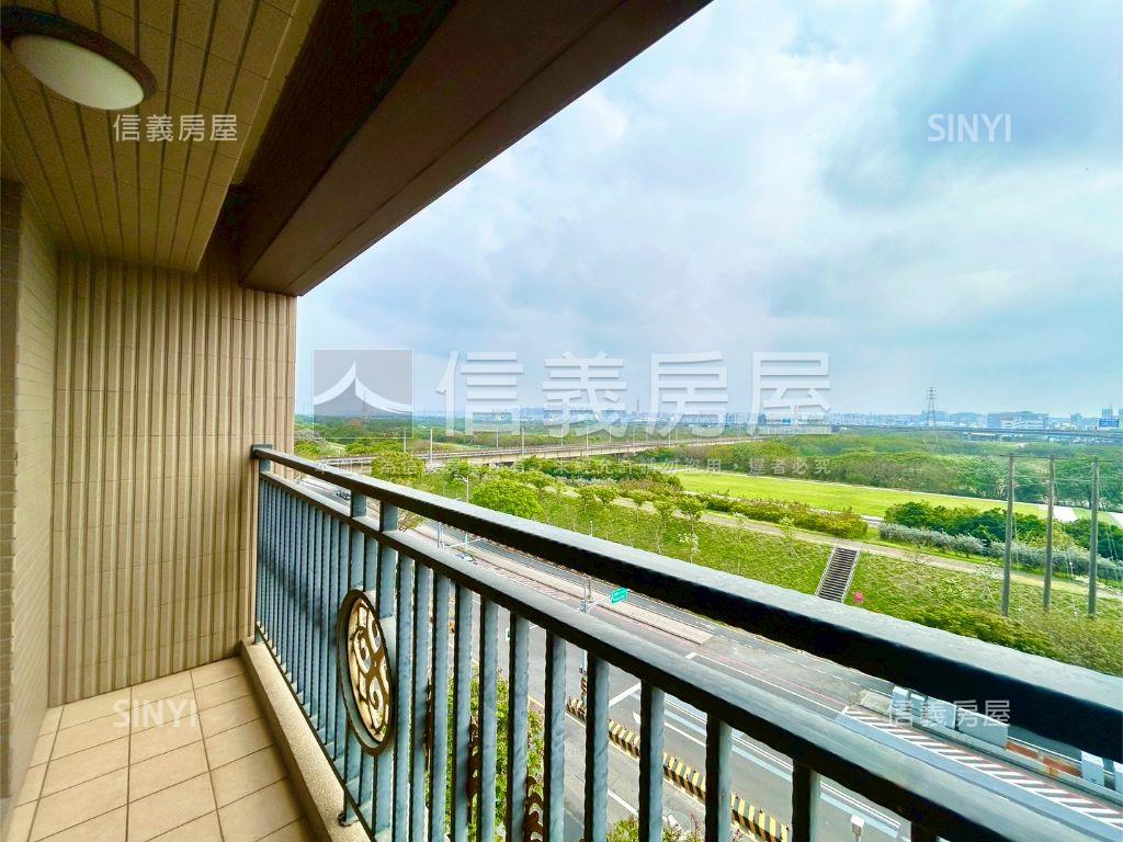 大河戀景觀視野綠地四房房屋室內格局與周邊環境