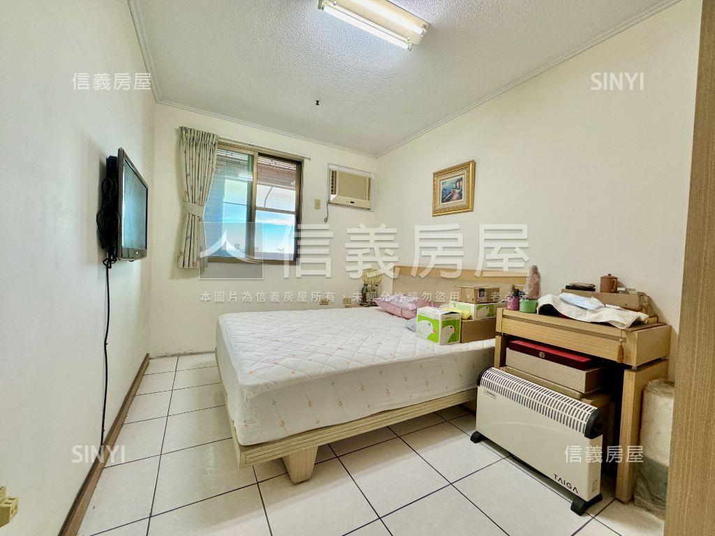 成大景觀電梯三房車位房屋室內格局與周邊環境