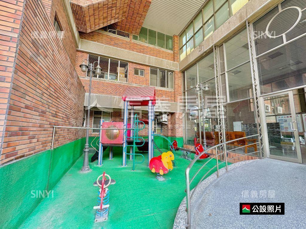 成大景觀電梯三房車位房屋室內格局與周邊環境