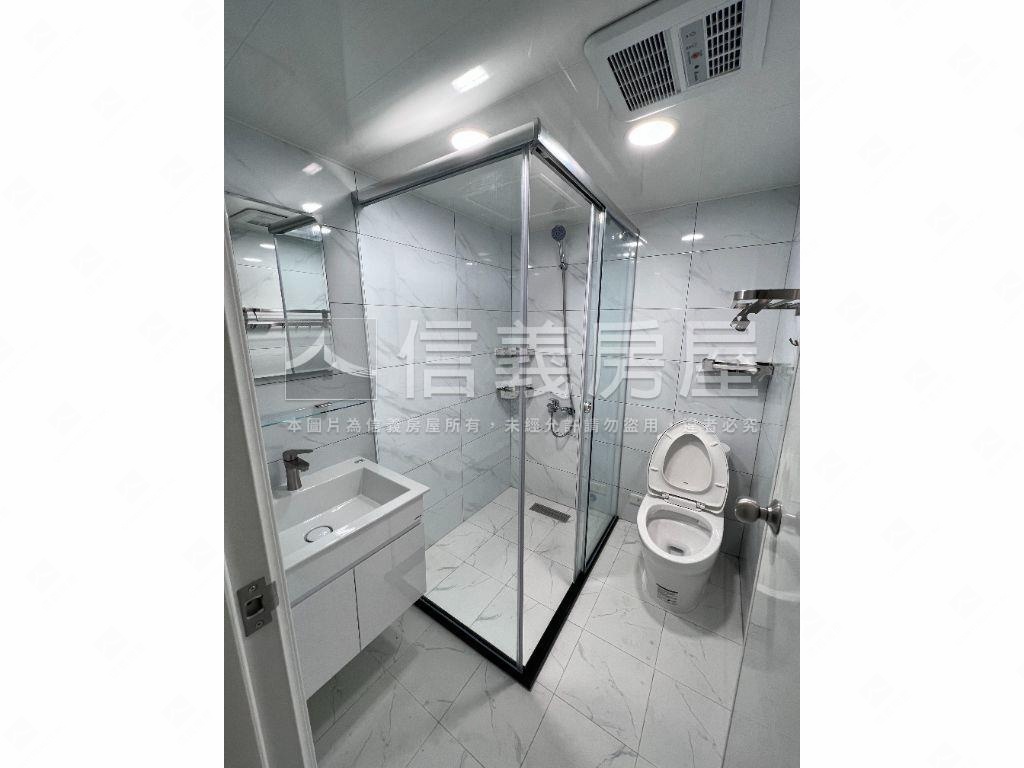 建功豪華套房房屋室內格局與周邊環境