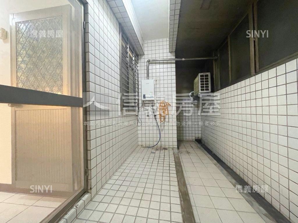 ⭐福德巴黎稀有一樓美屋⭐房屋室內格局與周邊環境