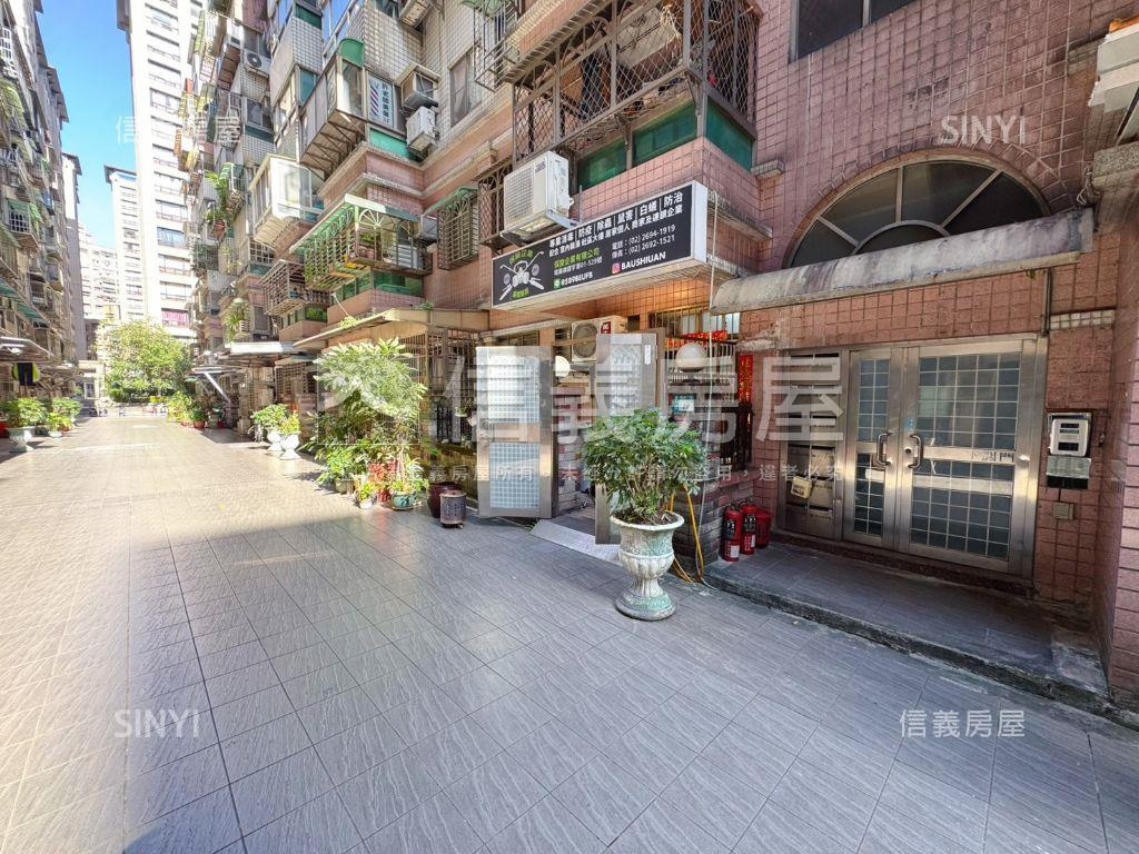 ⭐福德巴黎稀有一樓美屋⭐房屋室內格局與周邊環境