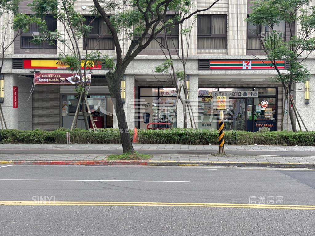 琴境方正３房車位房屋室內格局與周邊環境