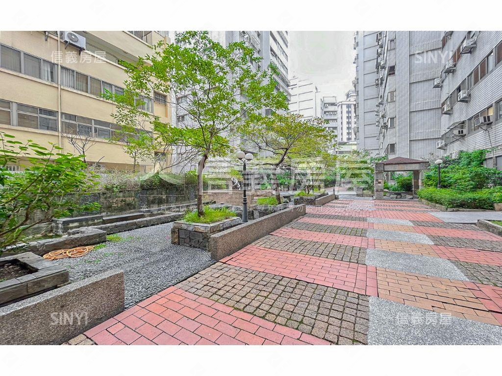 燕國天地★美兩房★精裝宅房屋室內格局與周邊環境