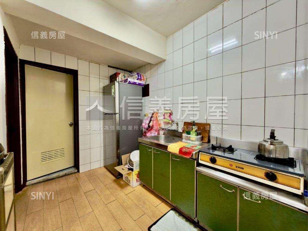 中山國中稀有低總管理美廈房屋室內格局與周邊環境