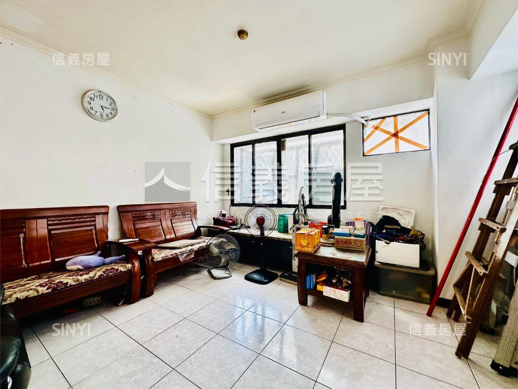 前鎮小資三房平車房屋室內格局與周邊環境