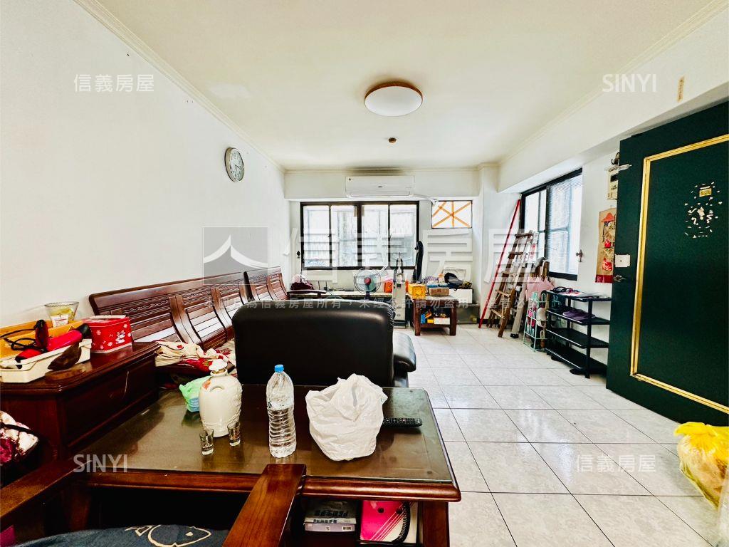 前鎮小資三房平車房屋室內格局與周邊環境