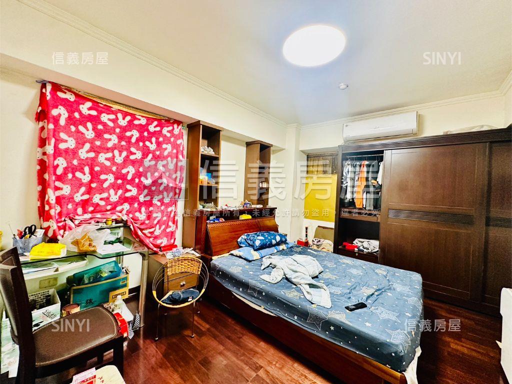 前鎮小資三房平車房屋室內格局與周邊環境