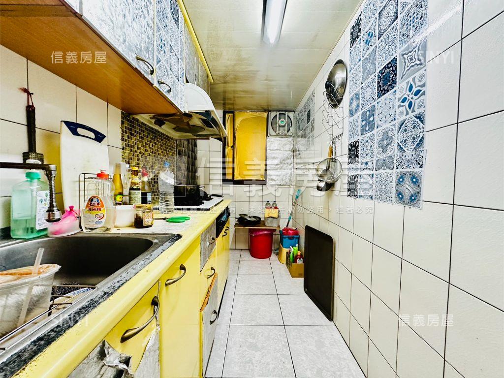 前鎮小資三房平車房屋室內格局與周邊環境