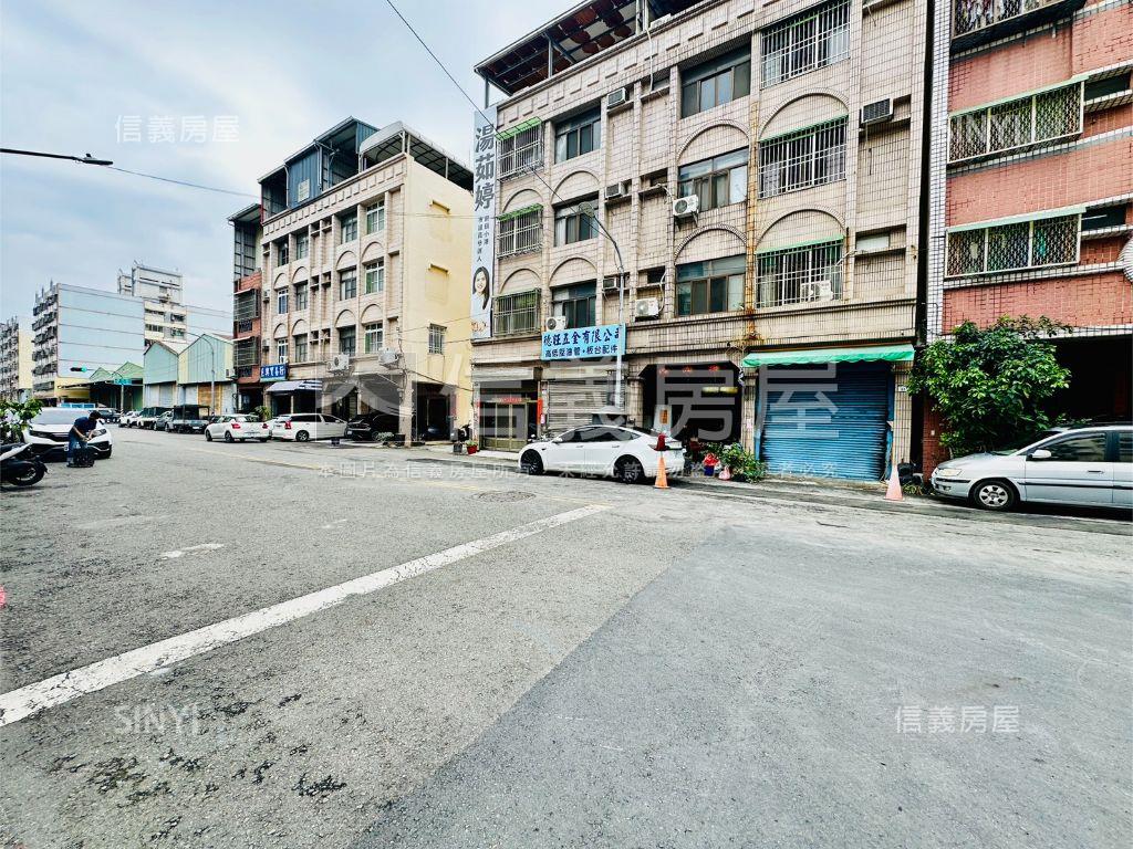 前鎮小資三房平車房屋室內格局與周邊環境