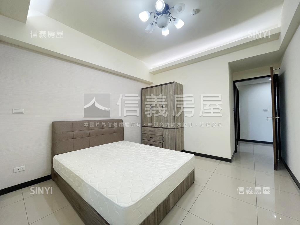 天際海景視野三房車位房屋室內格局與周邊環境