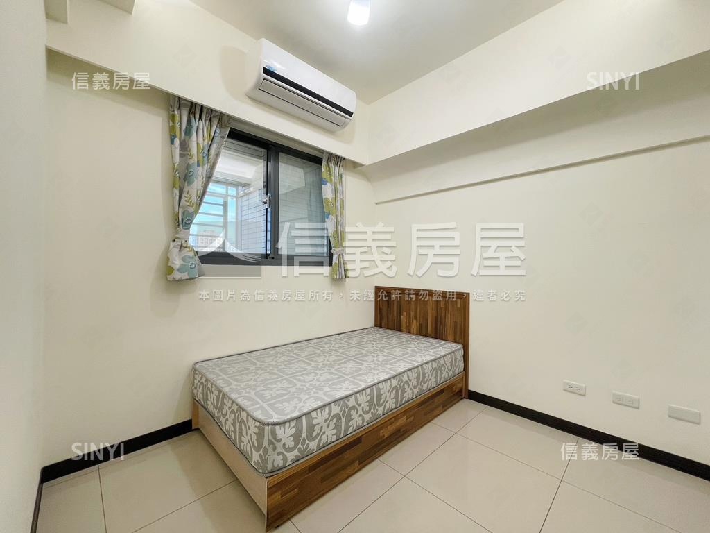 天際海景視野三房車位房屋室內格局與周邊環境