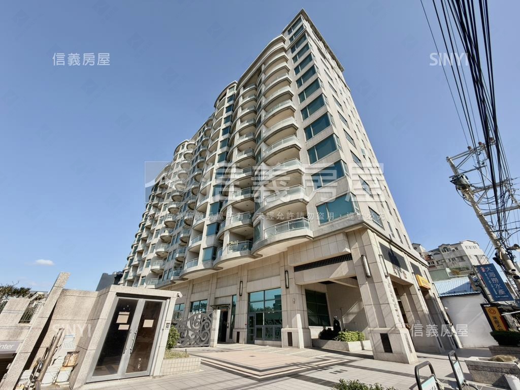 天際海景視野三房車位房屋室內格局與周邊環境