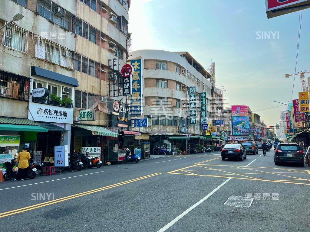 憲政路面寬角店房屋室內格局與周邊環境