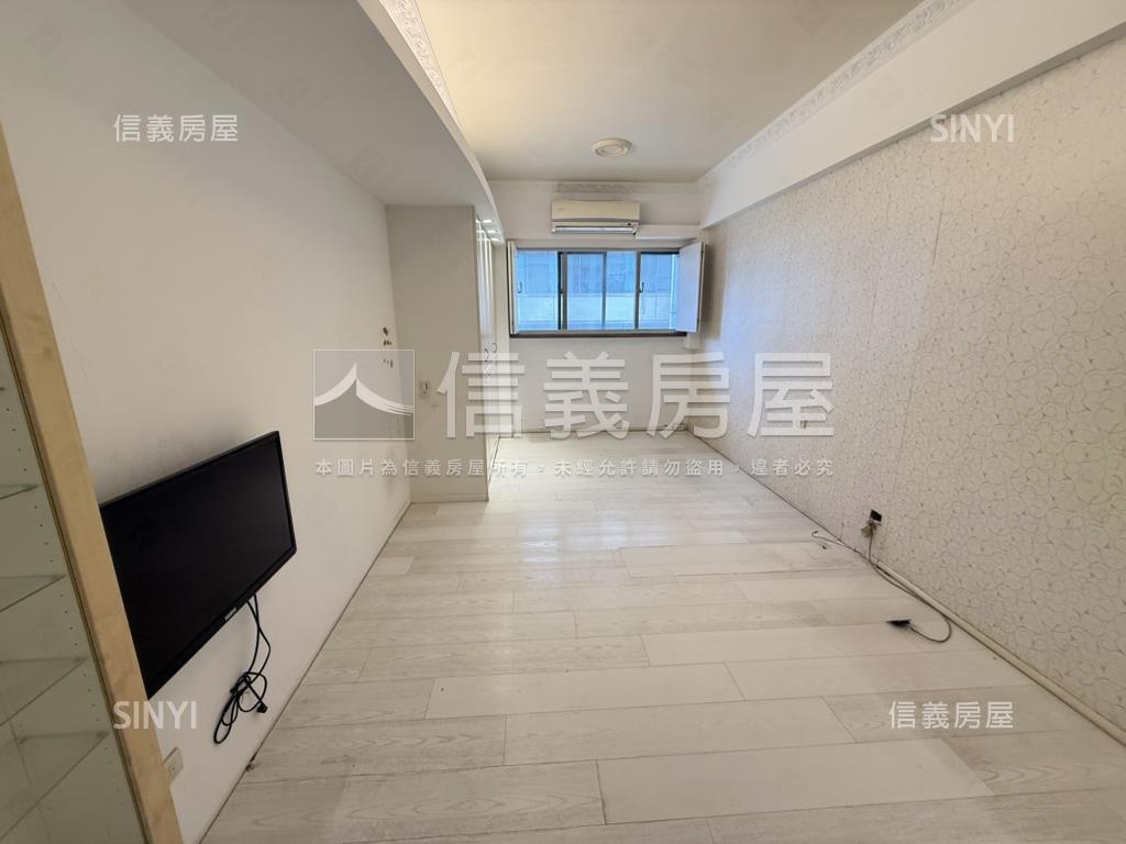 低總價信義安和捷運大樓房屋室內格局與周邊環境