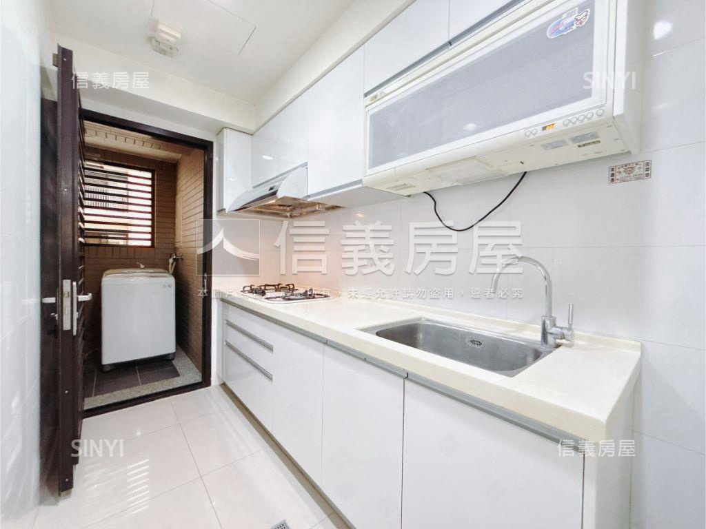 樹梢讚晴光花園三房平車房屋室內格局與周邊環境