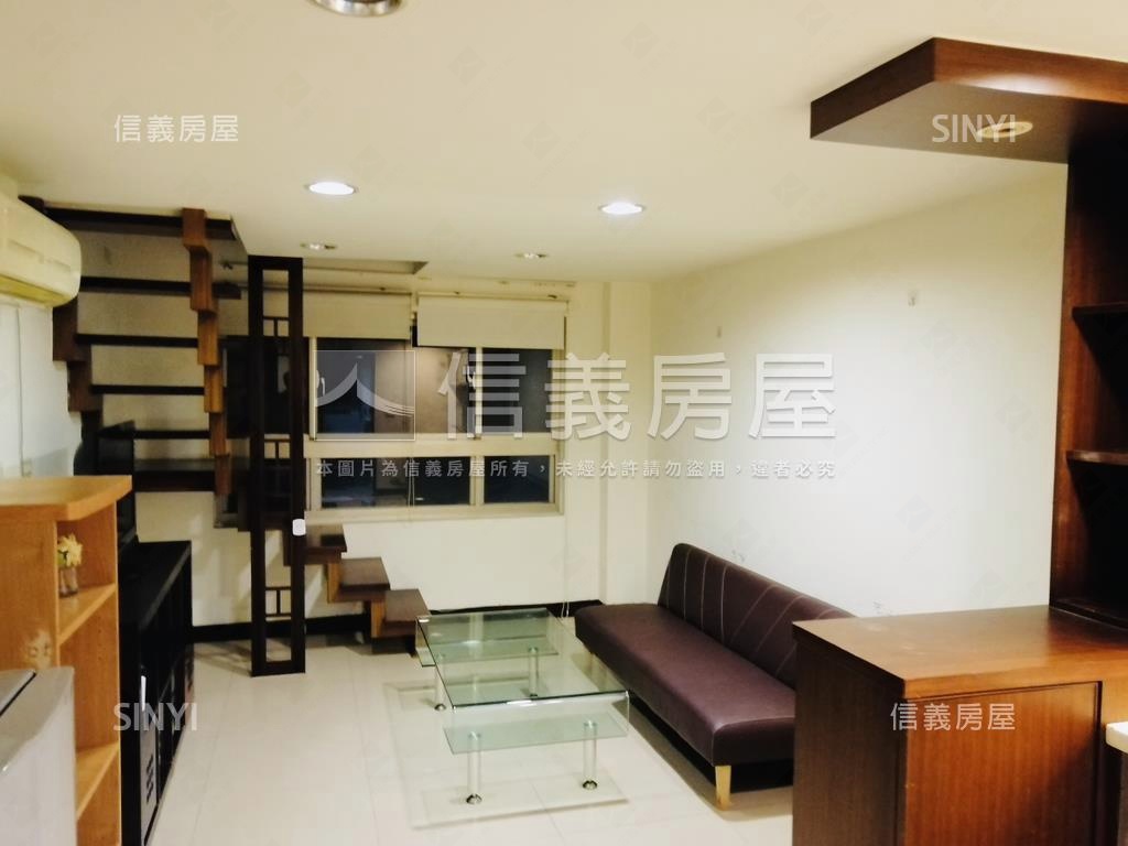 花漾邊間挑高美宅房屋室內格局與周邊環境