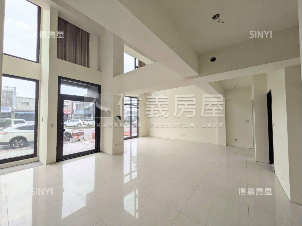 春日路優質大面寬店面房屋室內格局與周邊環境