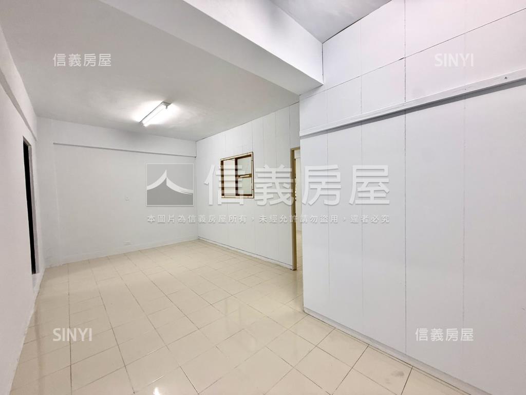 近青年公園小資二房三樓房屋室內格局與周邊環境
