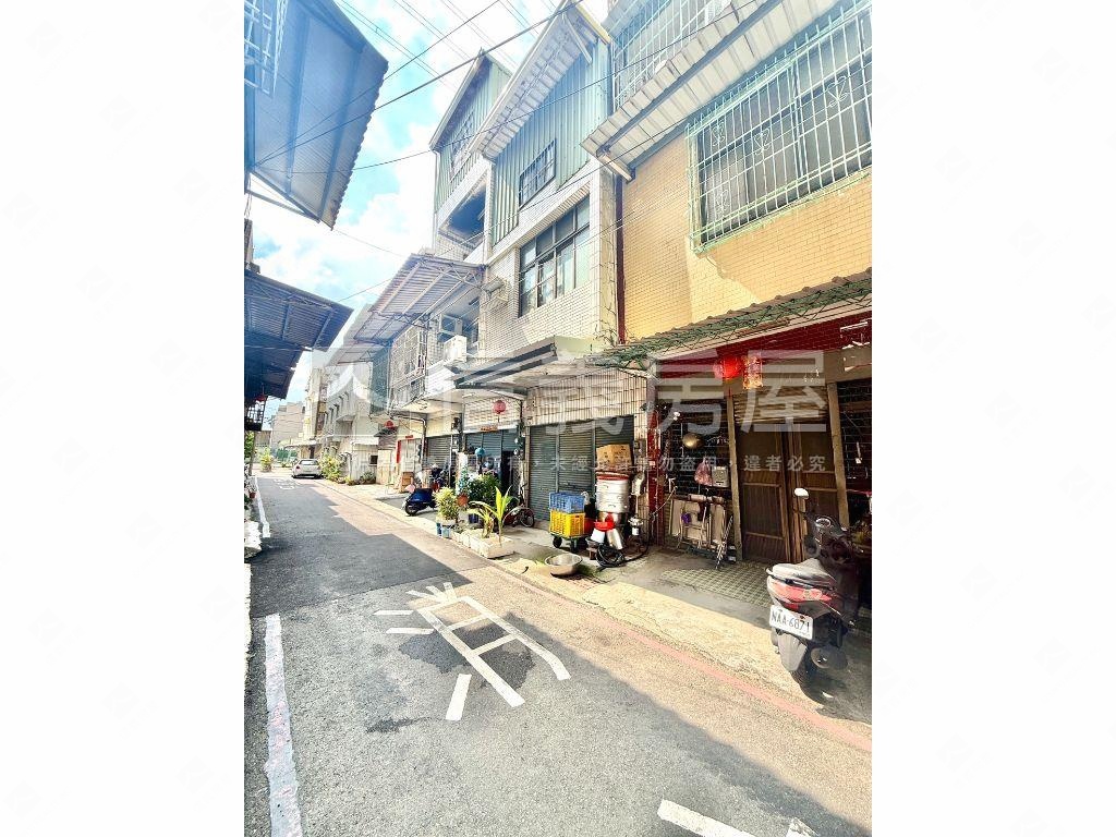 仁武低總價透天房屋室內格局與周邊環境