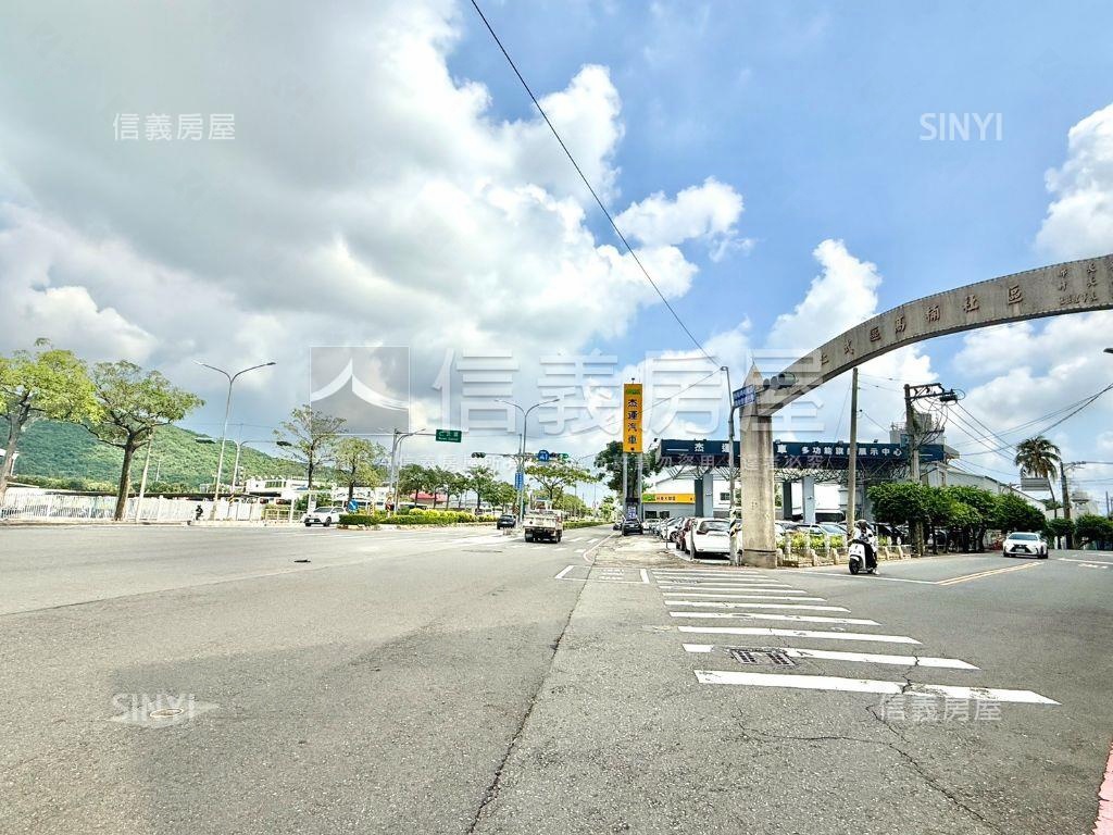 仁武低總價透天房屋室內格局與周邊環境