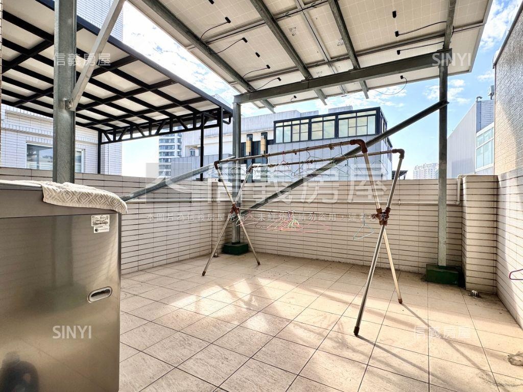 近公園正路雙車美透房屋室內格局與周邊環境