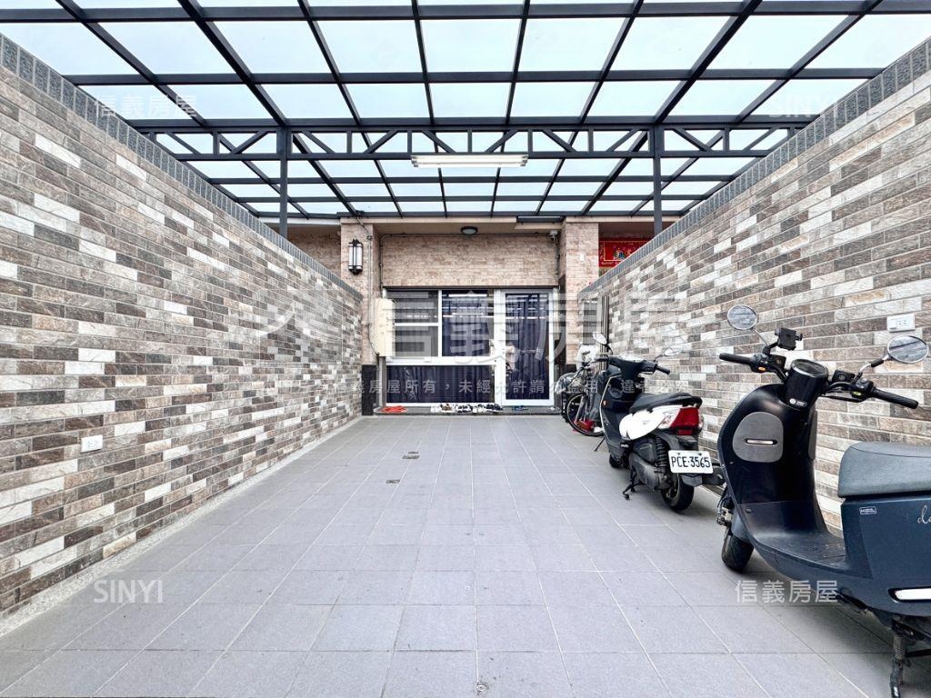 近公園正路雙車美透房屋室內格局與周邊環境