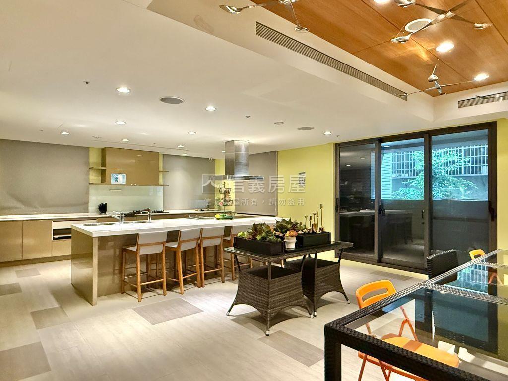將捷翠綠山景２房房屋室內格局與周邊環境
