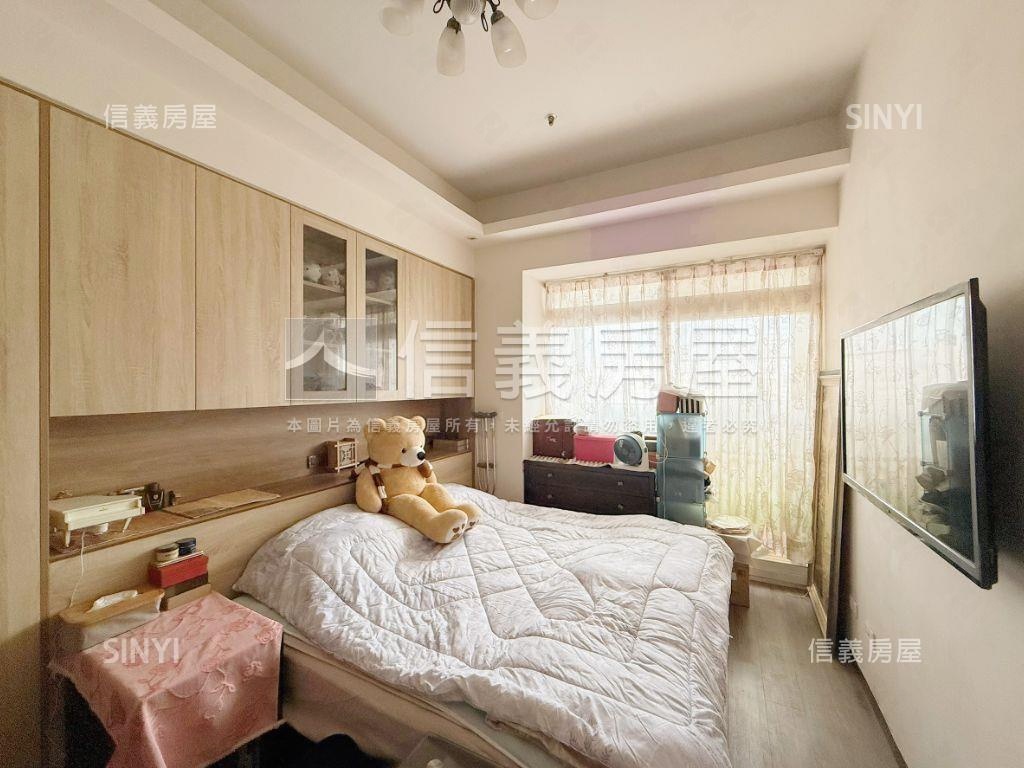 捷運首排震後完工精美三房房屋室內格局與周邊環境