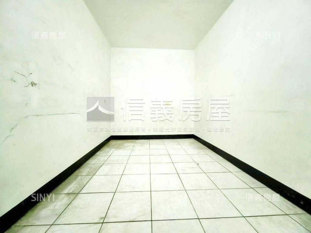 復旦中學溫馨透天方便停車房屋室內格局與周邊環境