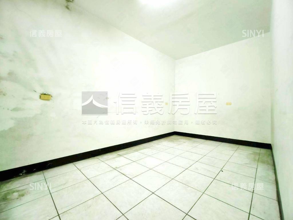 復旦中學溫馨透天方便停車房屋室內格局與周邊環境