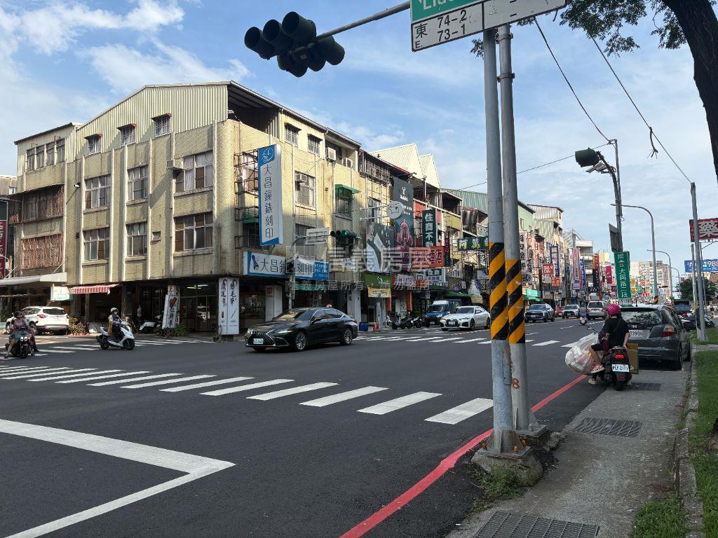 大同路上大林國宅前金店面房屋室內格局與周邊環境